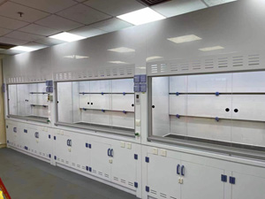 PP材質定制臺式通風柜